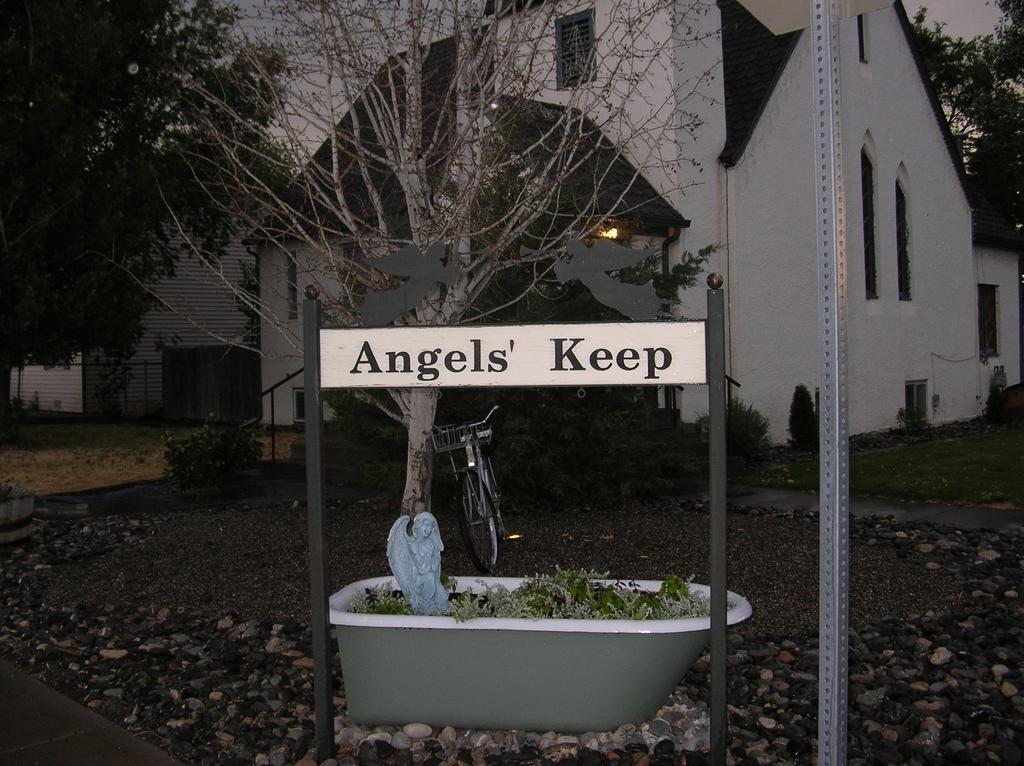 Angels' Keep Bed & Breakfast Cody Exterior photo